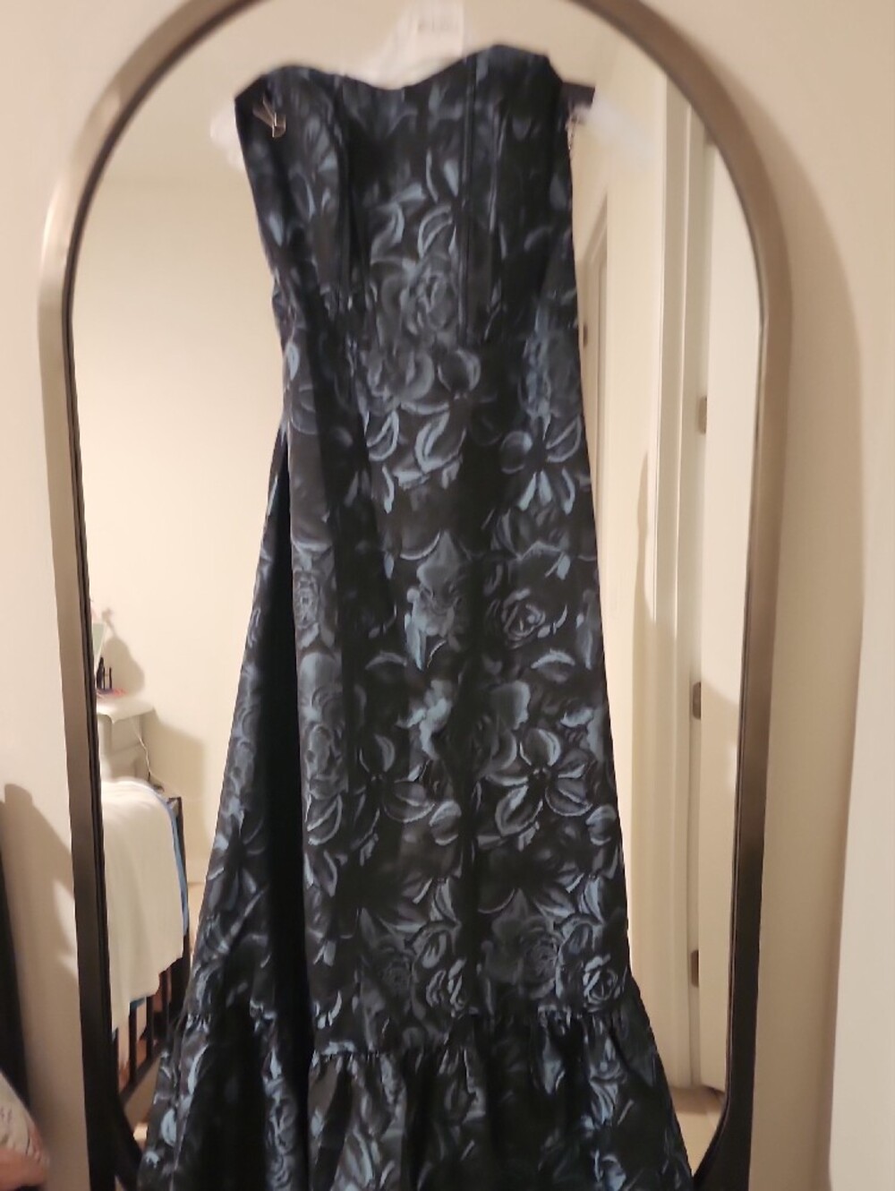 Elegant Black and Teal Floral Strapless Evening Dress NWT Size 16. No Alteration - Picture 10 of 12